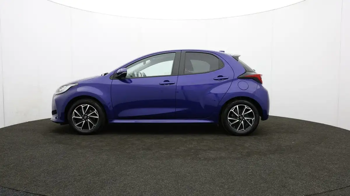 2022-toyota-yaris-15-vvt-i-design-big-70