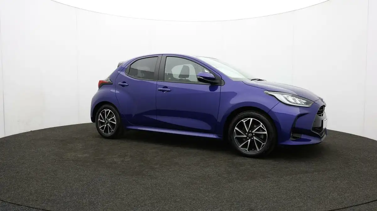 2022-toyota-yaris-15-vvt-i-design-big-46
