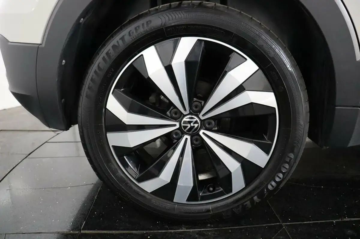 2022-volkswagen-t-cross-10-tsi-black-edition-110ps-big-26