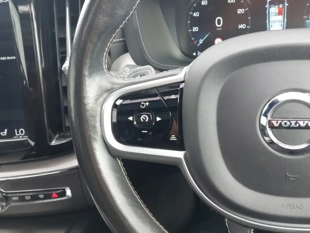 2020-volvo-xc60-20td-b5-r-design-pro-big-16