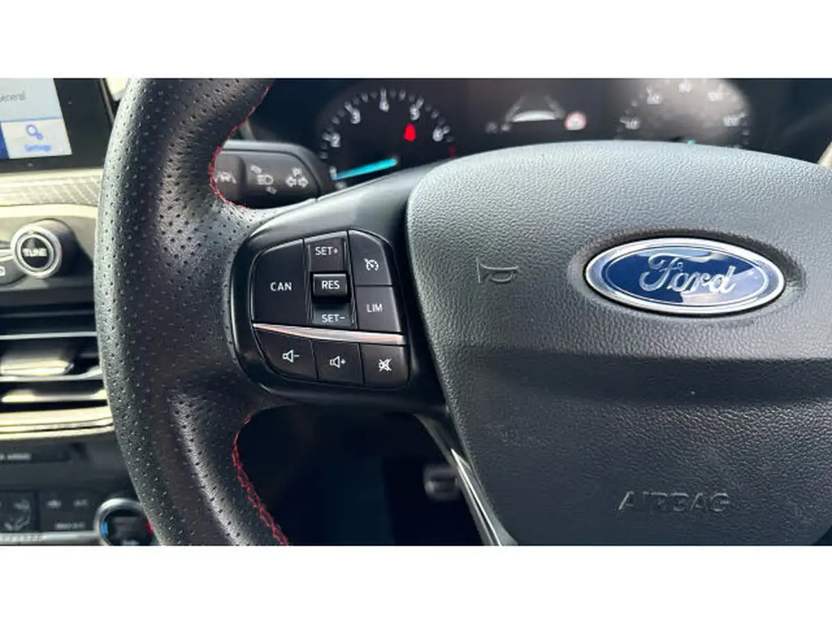 2018-ford-focus-10t-st-line-x-125ps-hatchback-big-28