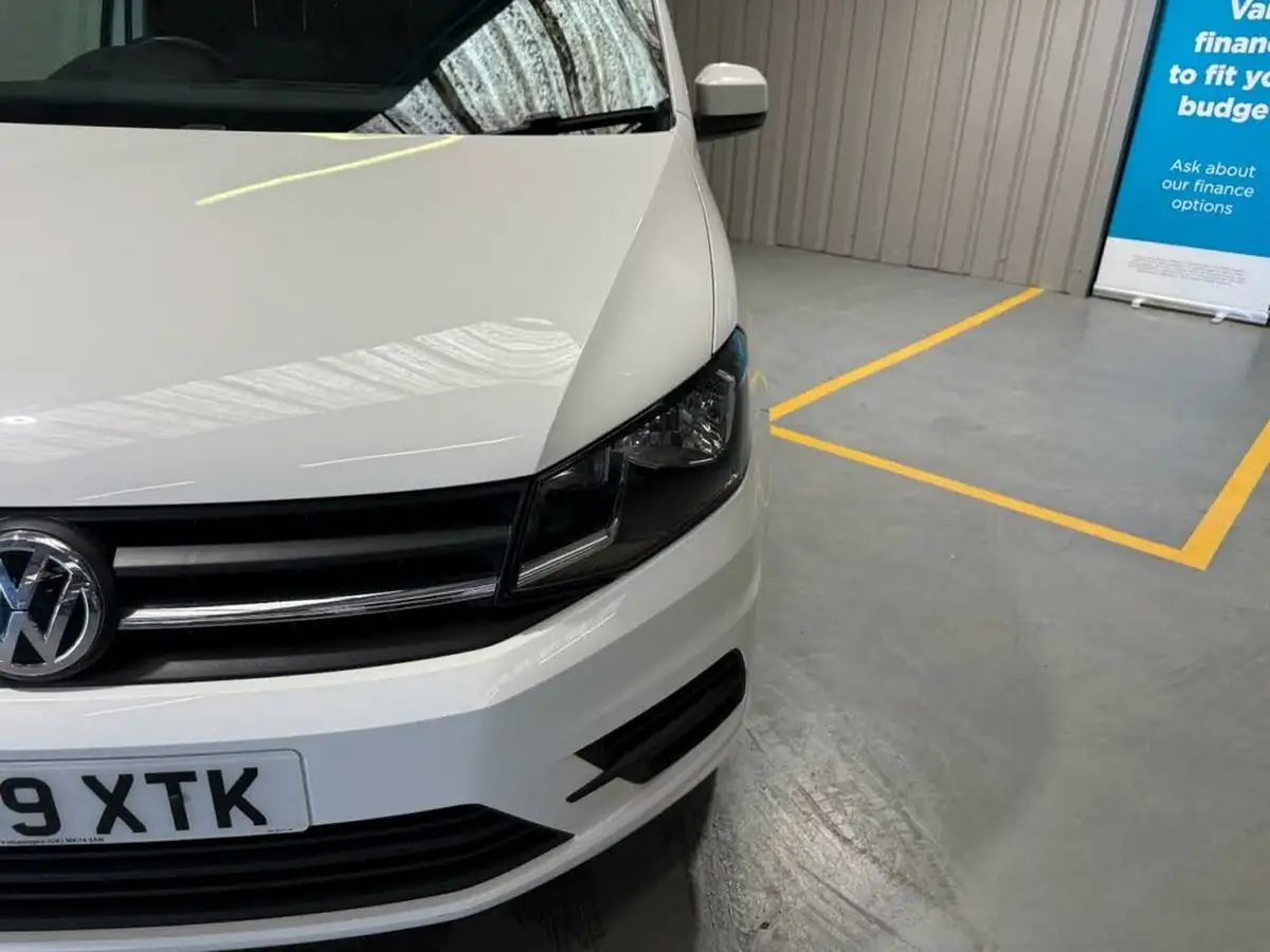 2019-volkswagen-caddy-20tdi-c20-trendline-bmt-102pseu6dt-big-8