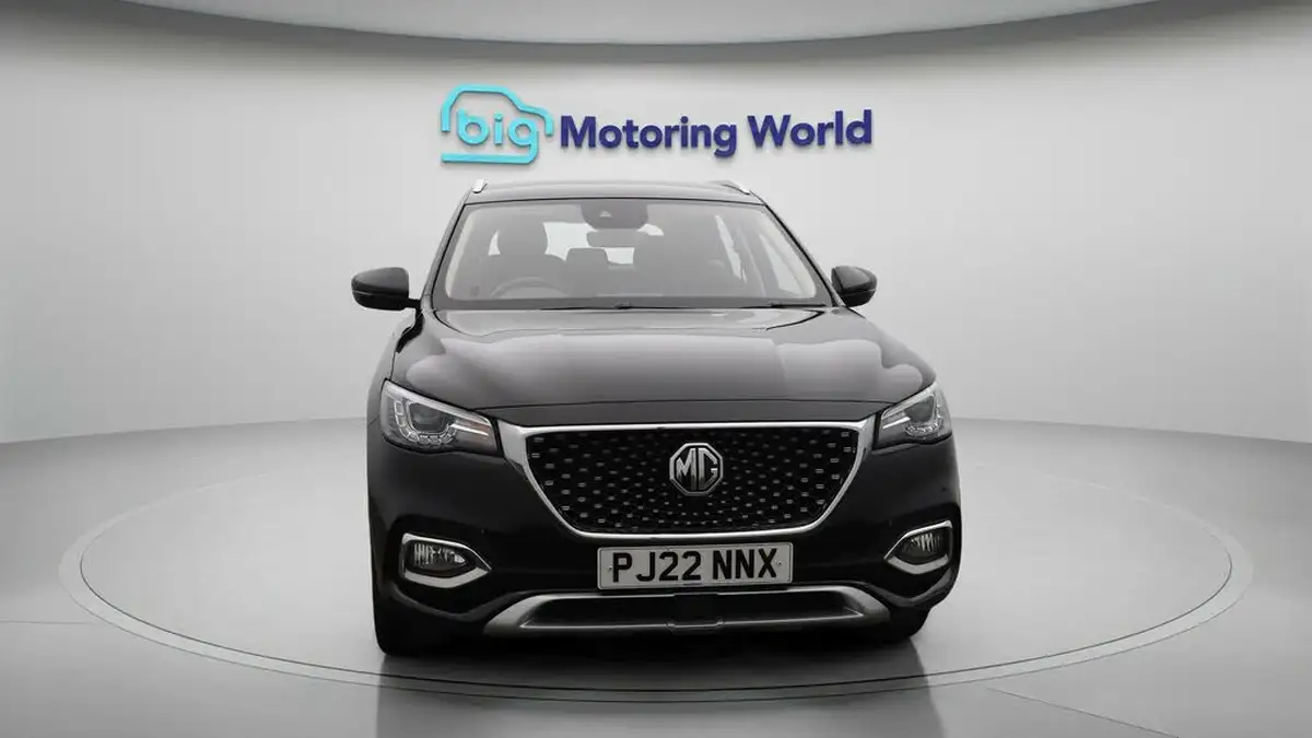 2022-mg-hs-15t-gdi-excite-162ps-dct-big-2