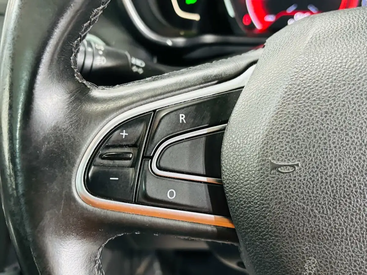 2016-renault-kadjar-15dci-signature-nav-edc-auto-big-17