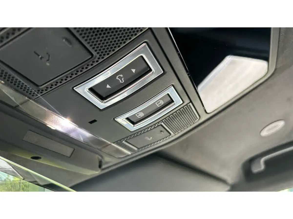 2025-land-rover-90-defender-50-p525-v8-5000cc-big-45