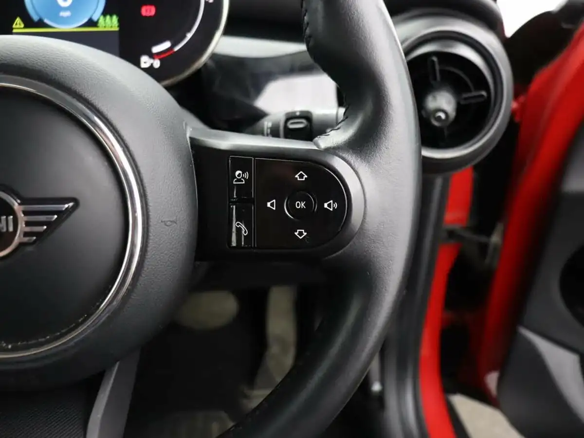 2021-mini-cooper-15-cooper-classic-hatchback-5d-auto-big-34