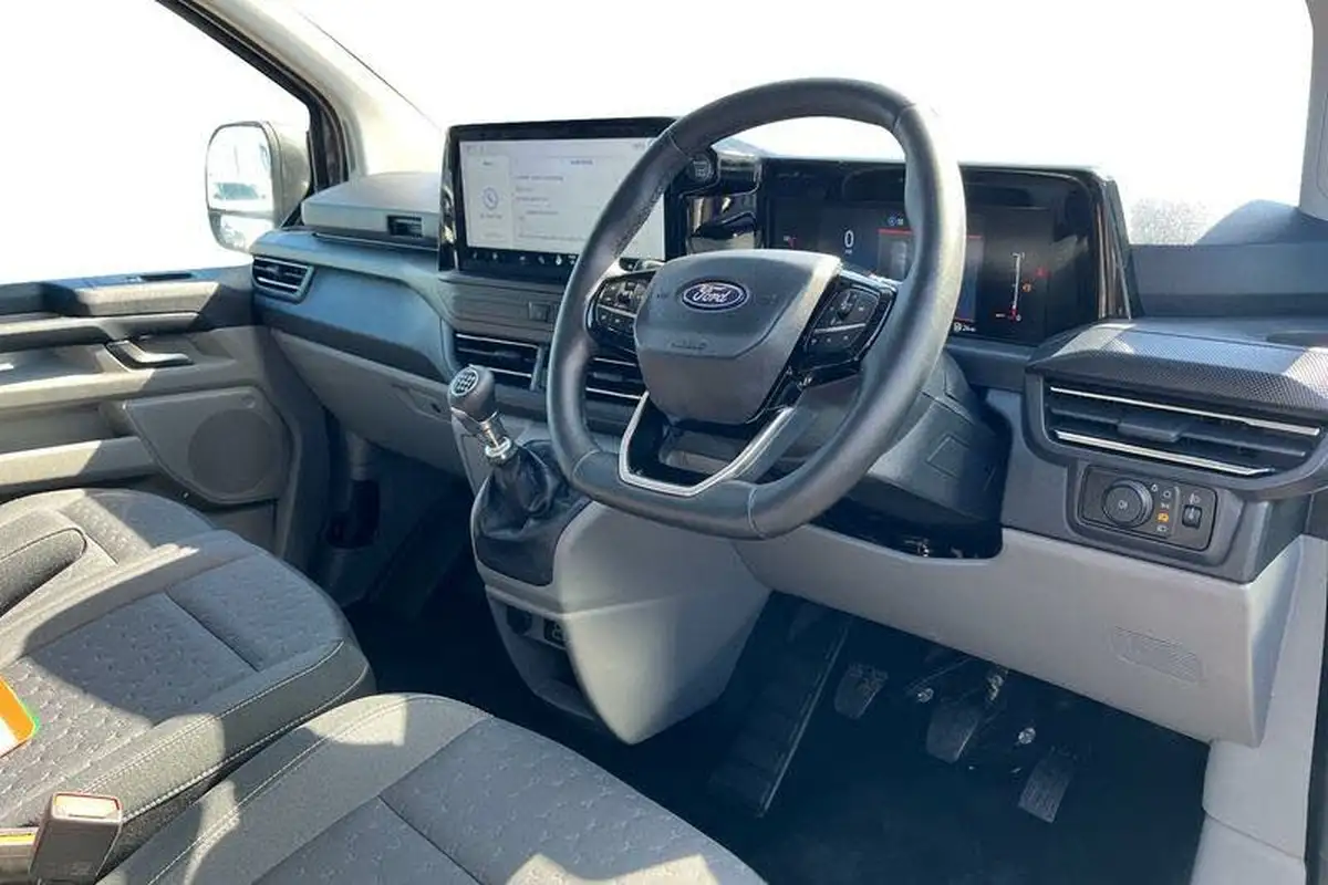 2024-ford-transit-custom-20tdci-280-l1h1-limited-136pseu6e-panel-van-1996cc-big-13