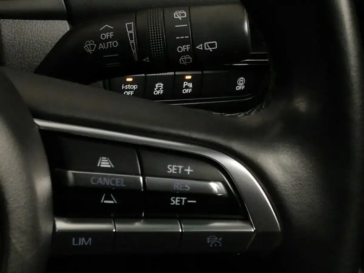 2022-mazda-mazda3-20-se-l-lux-122ps-hatchback-5d-big-18