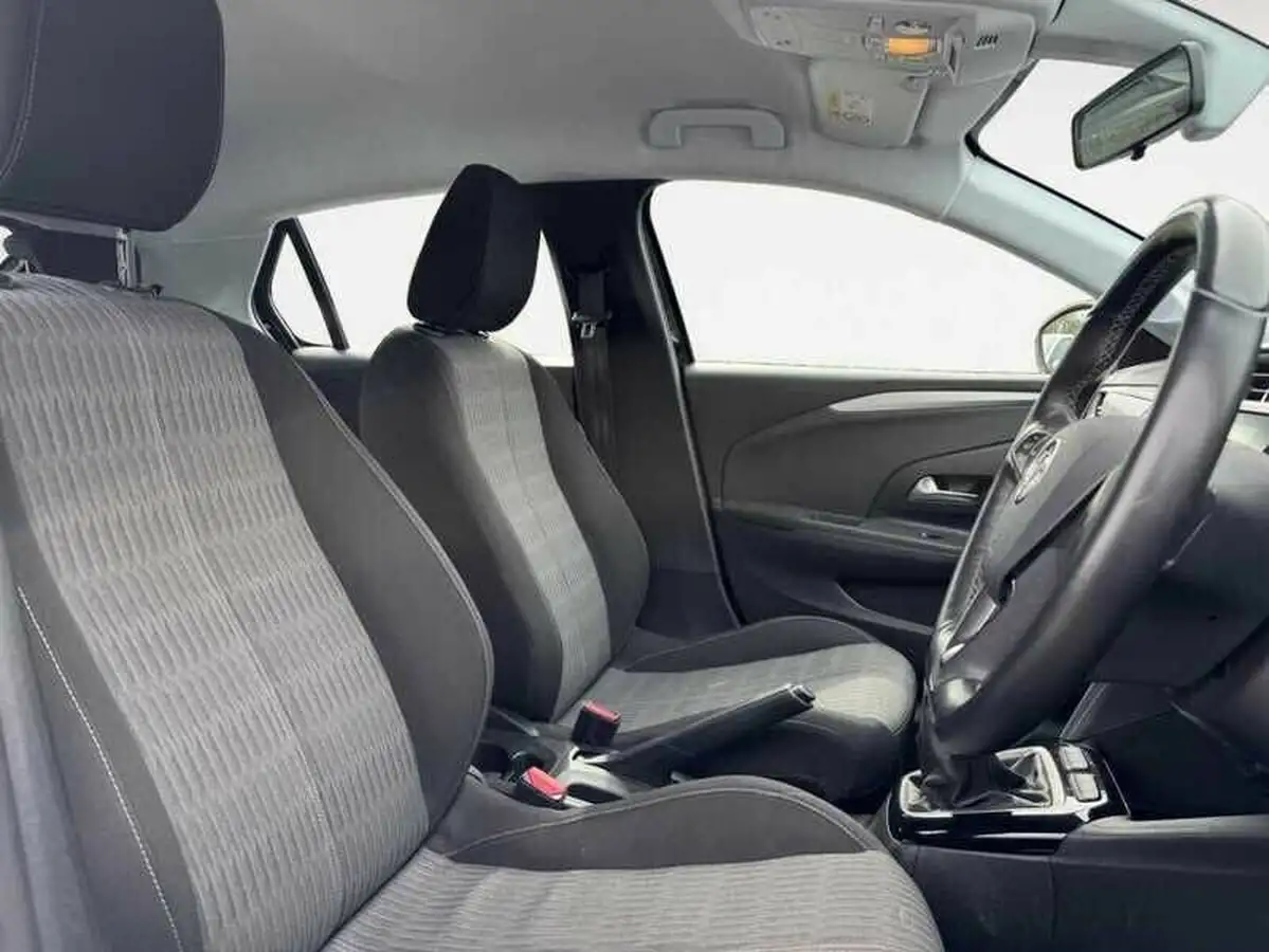2020-vauxhall-corsa-12i-se-big-3