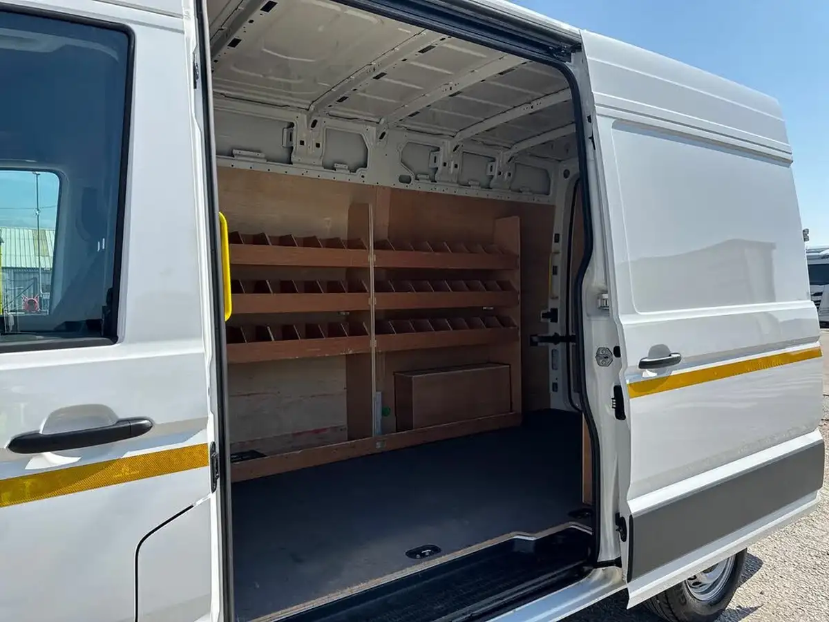 2023-volkswagen-crafter-20tdi-cr35-mwb-trendline-140pseu6d-big-9