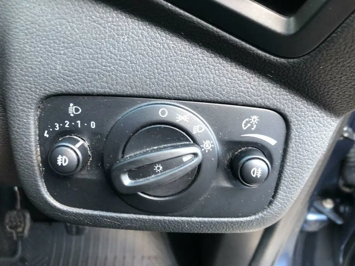 2019-ford-kuga-15tdci-st-line-ss-big-13