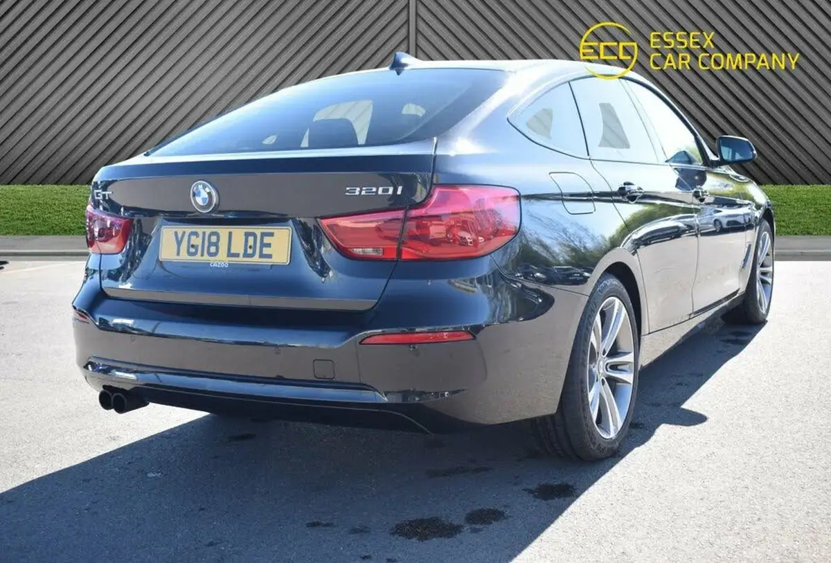 2018-bmw-3-series-20-320i-sport-gt-big-13