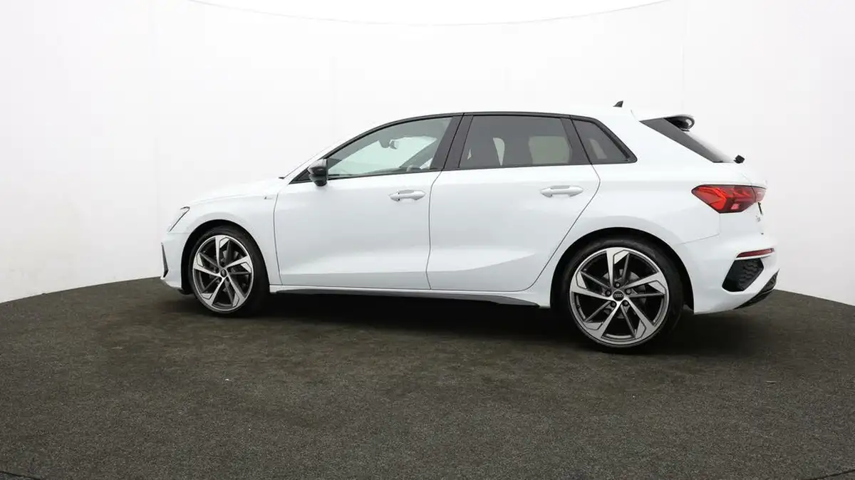 2022-audi-a3-15-35-tfsi-edition-1-sportback-5d-s-tronic-big-59