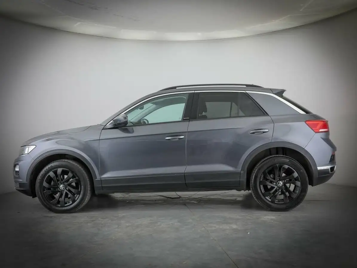 2021-volkswagen-t-roc-10-tsi-active-hatchback-5d-big-3