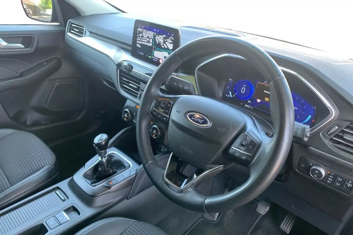 2022-ford-kuga-15t-titanium-edition-big-9