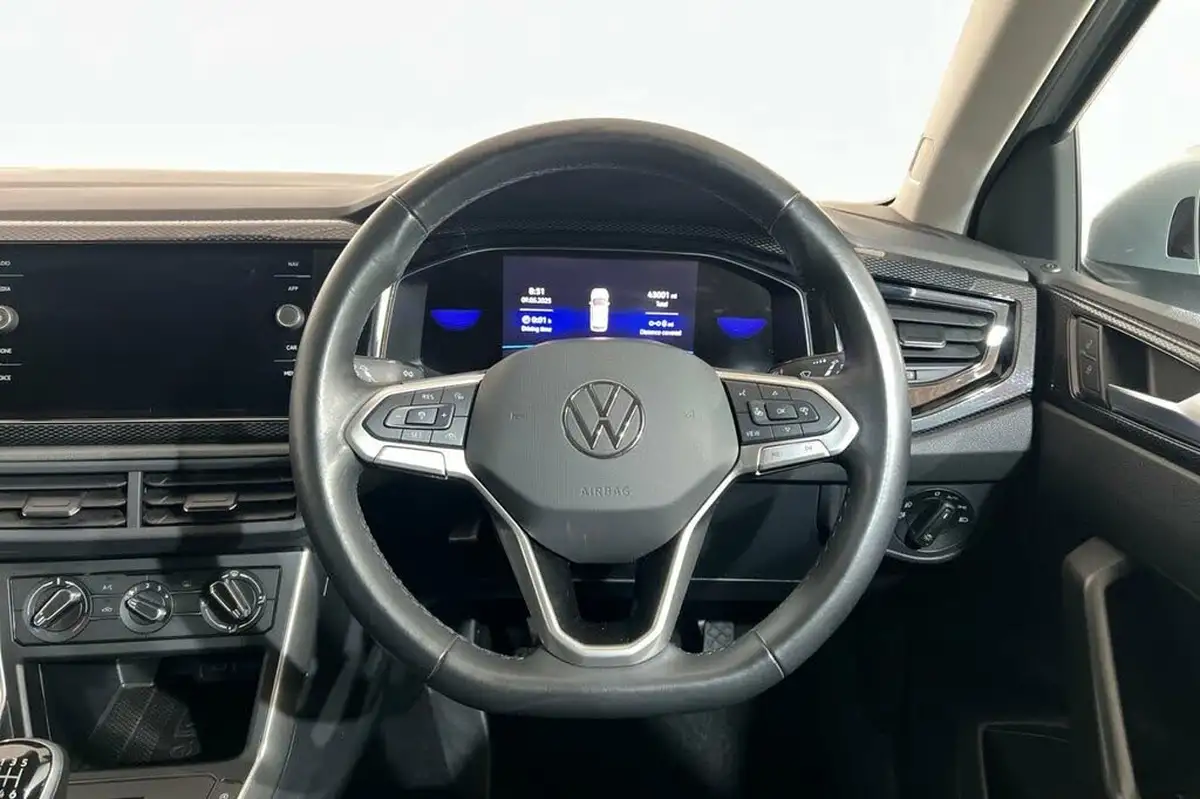 2023-volkswagen-taigo-10-tsi-life-110ps-big-22