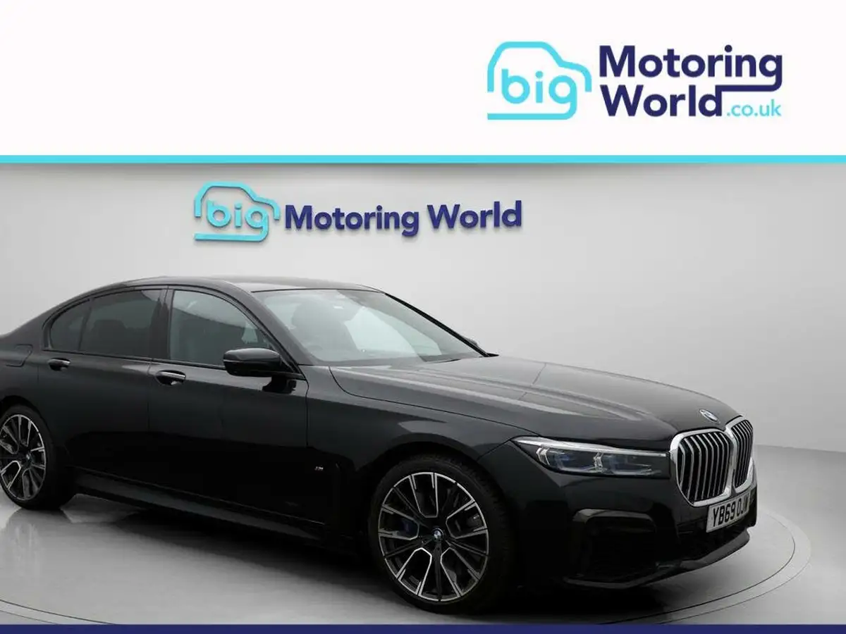 2019-bmw-7-series-30-745e-m-sport-big-0