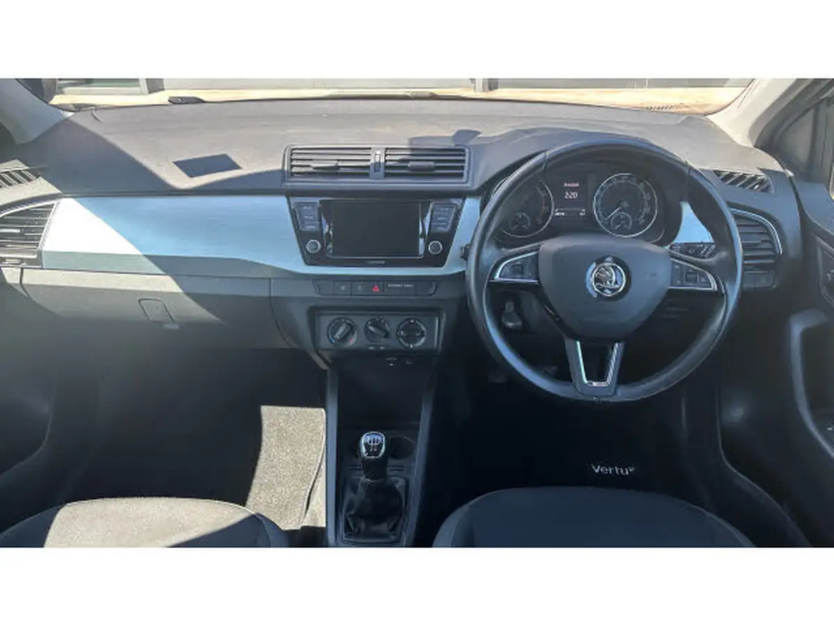 2019-skoda-fabia-10-tsi-colour-edition-big-9
