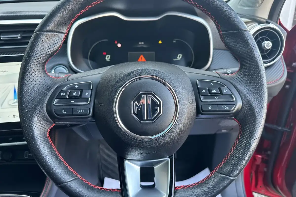 2023-mg-zs-suv-e-trophy-connect-ev-156ps-long-range-big-35