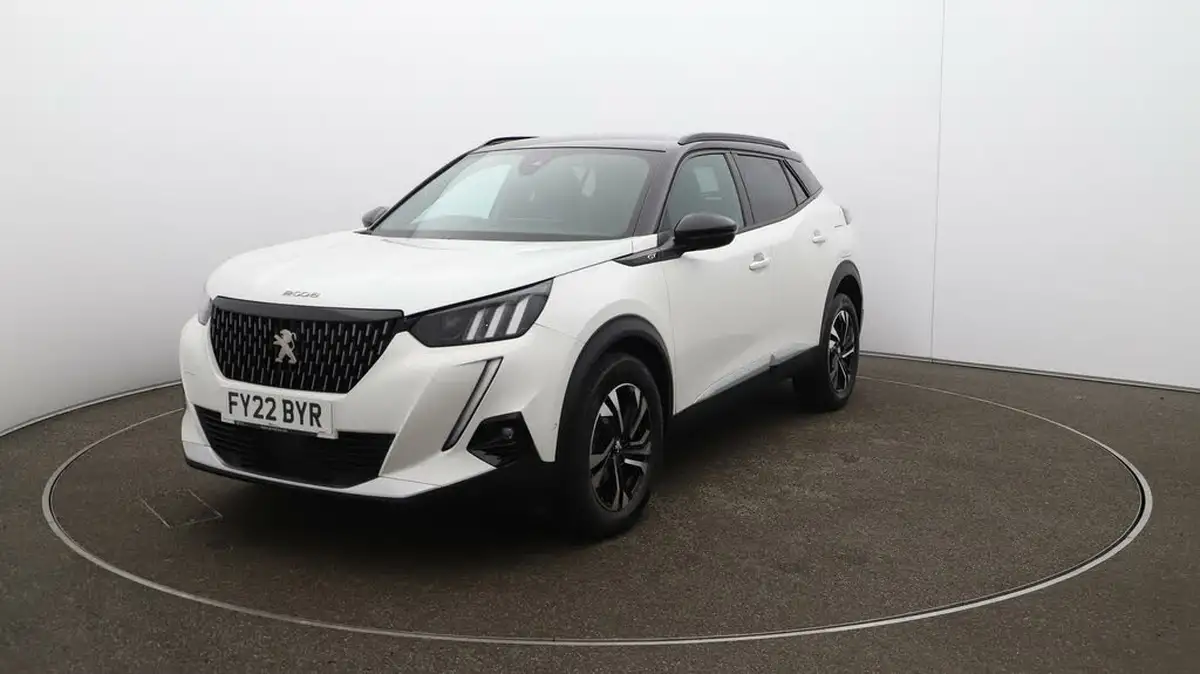 2022-peugeot-2008-suv-12-puretech-gt-big-34