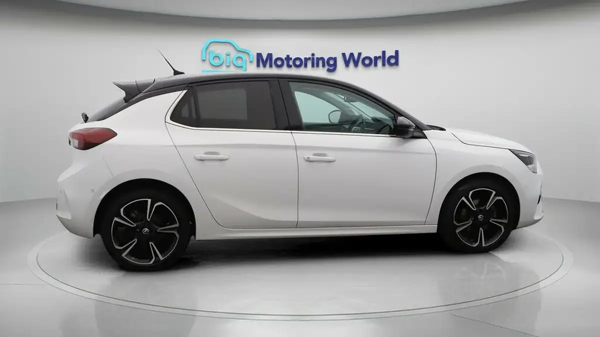 2020-vauxhall-corsa-12-turbo-elite-nav-premium-auto-big-8