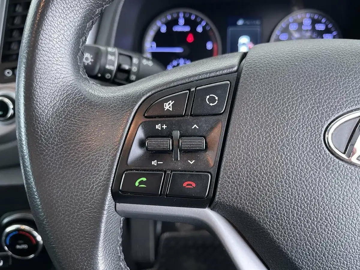 2015-hyundai-tucson-20crdi-blue-drive-premium-big-48