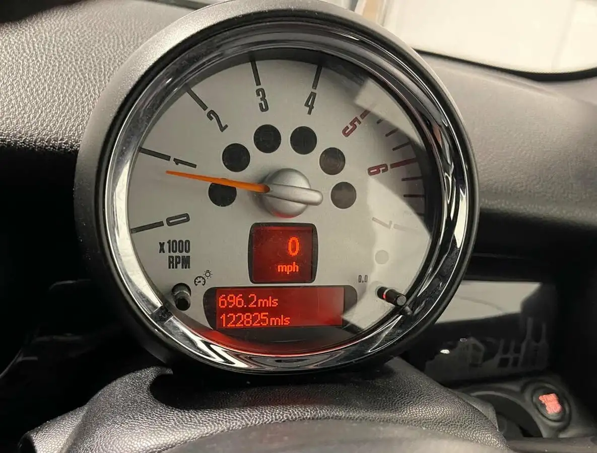 2012-mini-cooper-16td-cooper-d-112bhp-london-12-edn-hatchback-3d-big-11