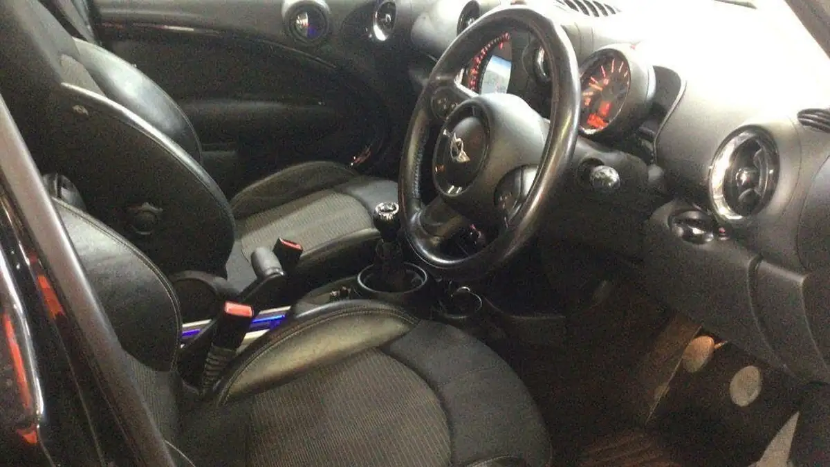 2016-mini-countryman-16-cooper-pepper-ss-big-6