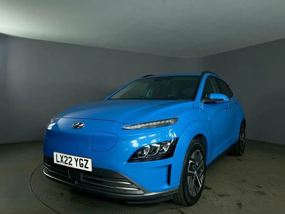 2022-hyundai-kona-e-premium-136ps-39kwh-big-3
