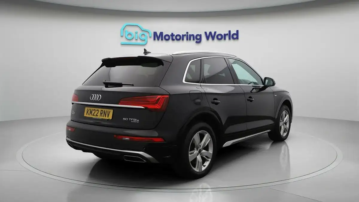 2022-audi-q5-20-50-tfsi-e-s-line-station-wagon-big-7