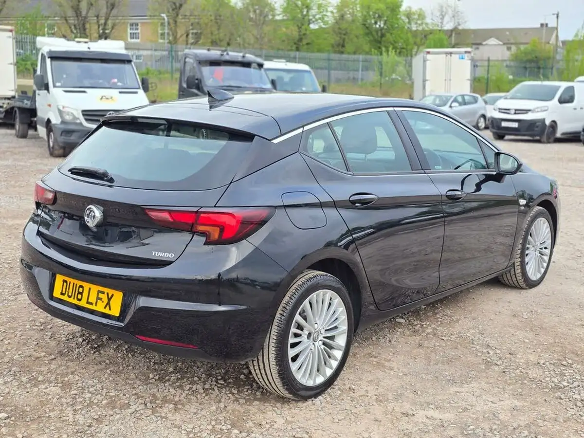 2018-vauxhall-astra-14i-16v-turbo-elite-nav-150ps-ss-hatchback-auto-big-17