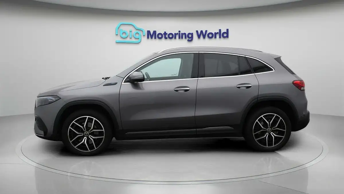 2021-mercedes-benz-eqa-e-eqa-250-amg-line-big-4