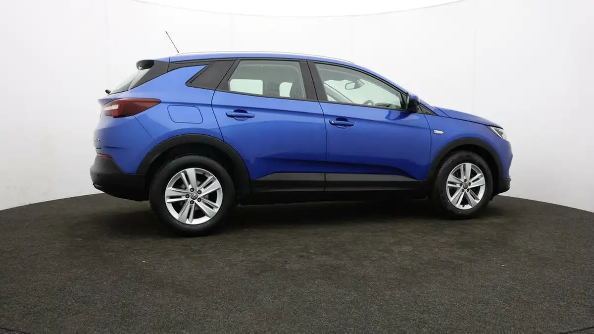 2020-vauxhall-grandland-x-15td-se-big-33
