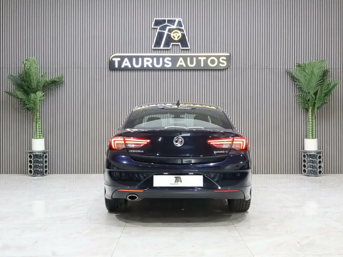 2018-vauxhall-insignia-grand-sport-20td-sri-vx-line-nav-big-4