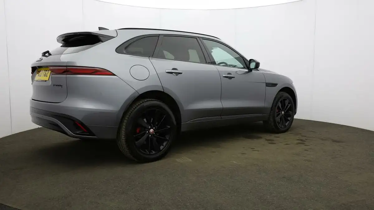 2022-jaguar-f-pace-20-p250-r-dynamic-black-big-57