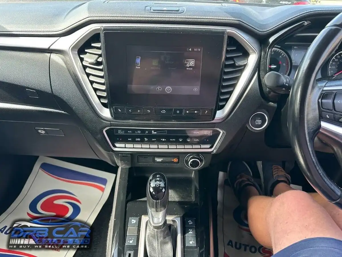 2022-isuzu-d-max-19td-dl40-pickup-auto-big-21