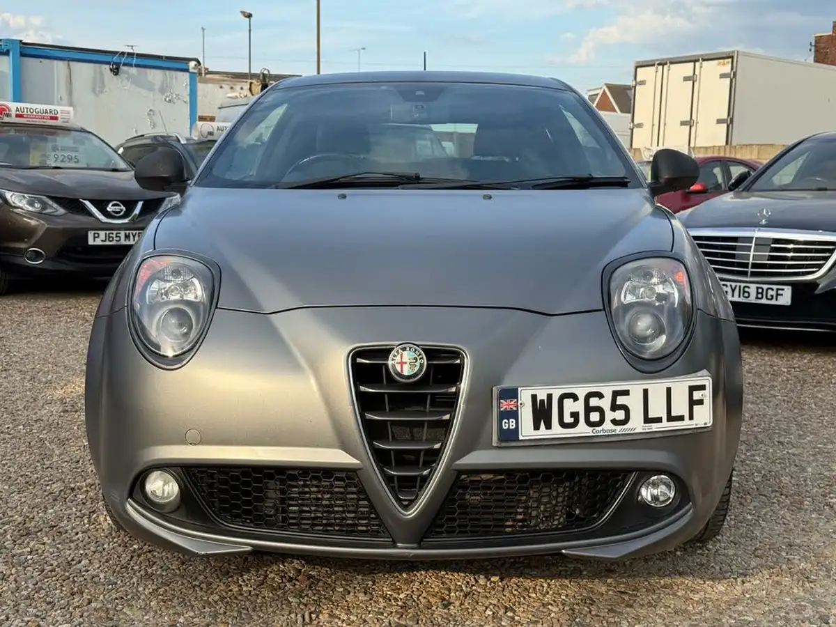 2015-alfa-romeo-mito-14-quadrifoglio-verde-big-2