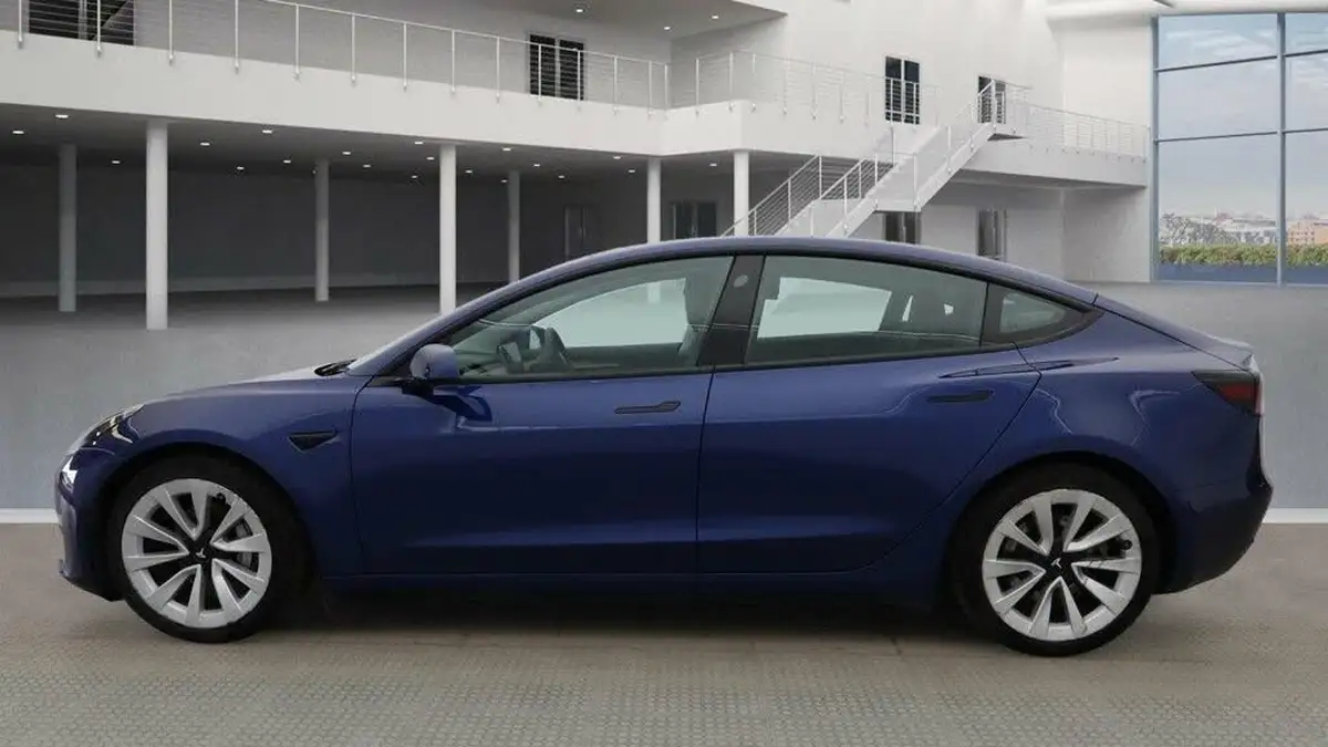 2021-tesla-model-3-e-long-range-4x4-big-9