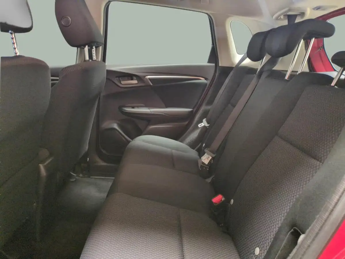 2019-honda-jazz-13-i-vtec-se-cvt-big-36
