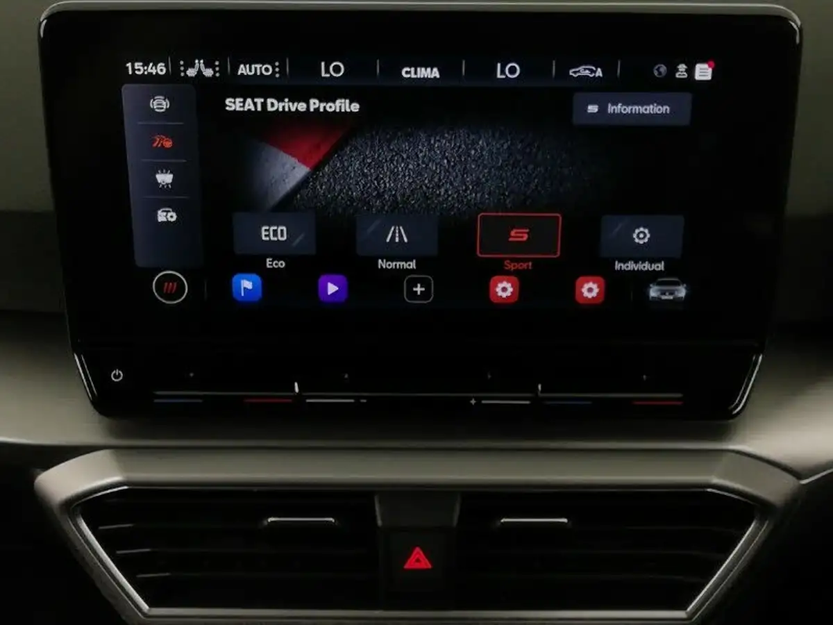 2023-seat-leon-10-etsi-evo-fr-sport-hatchback-big-15