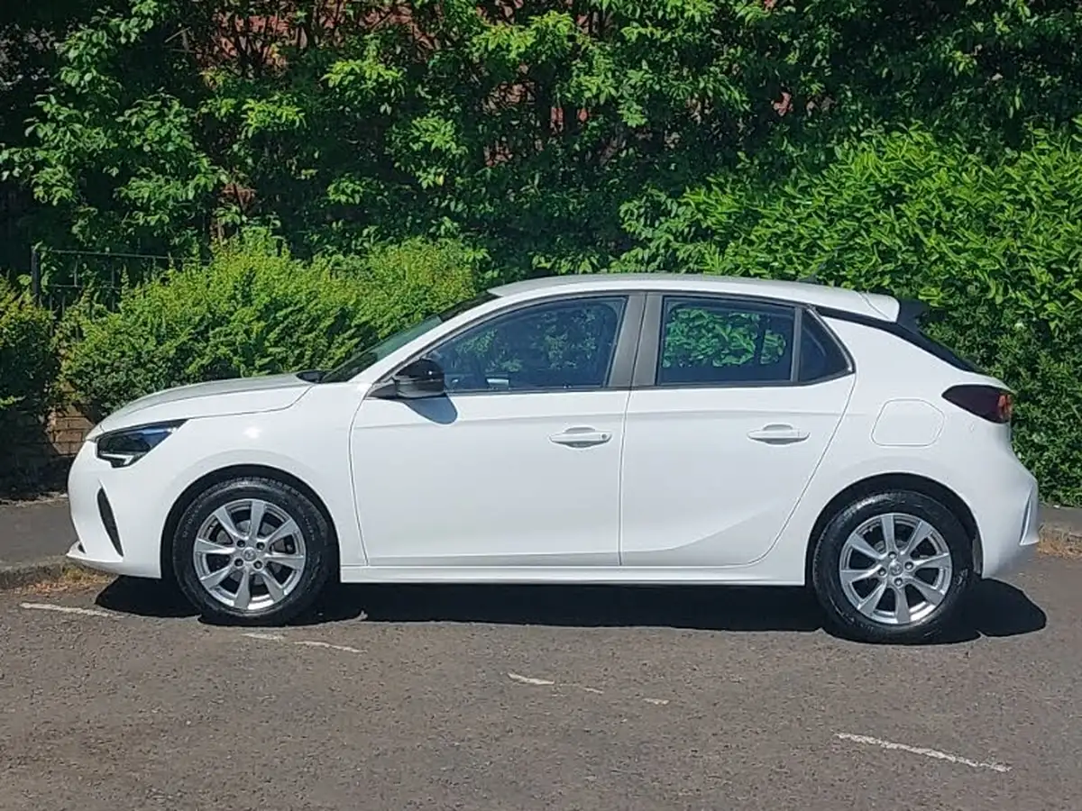 2022-vauxhall-corsa-12i-se-edition-big-3