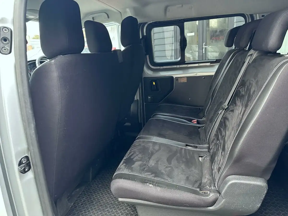 2017-toyota-proace-verso-16d-shuttle-big-22