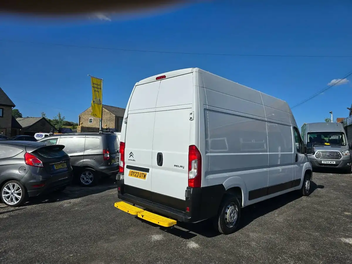 2023-citroen-relay-22bluehdi-35-l3h3-enterprise-140eu6dss-2179cc-big-5