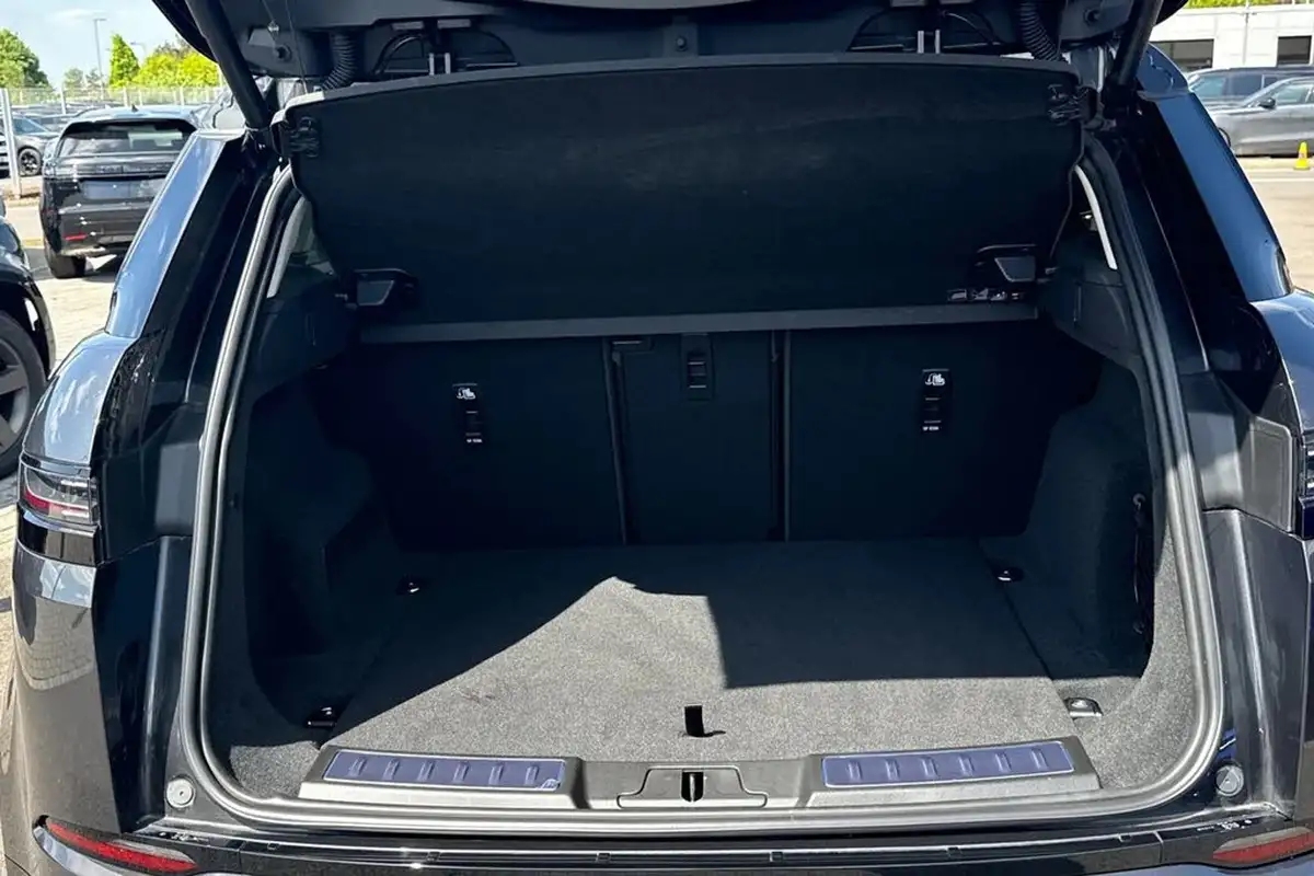 2024-land-rover-range-rover-evoque-20-d200-dynamic-hse-big-9