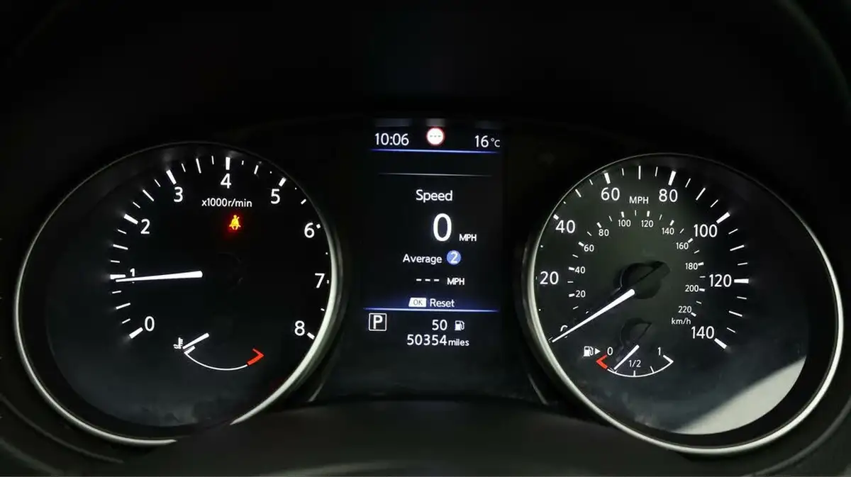 2020-nissan-qashqai-13-dig-t-acenta-premium-160ps-dct-big-9