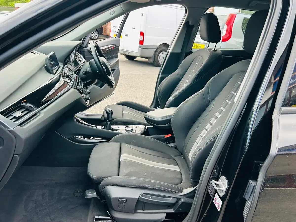 2017-bmw-x1-20td-sdrive18d-sport-big-11