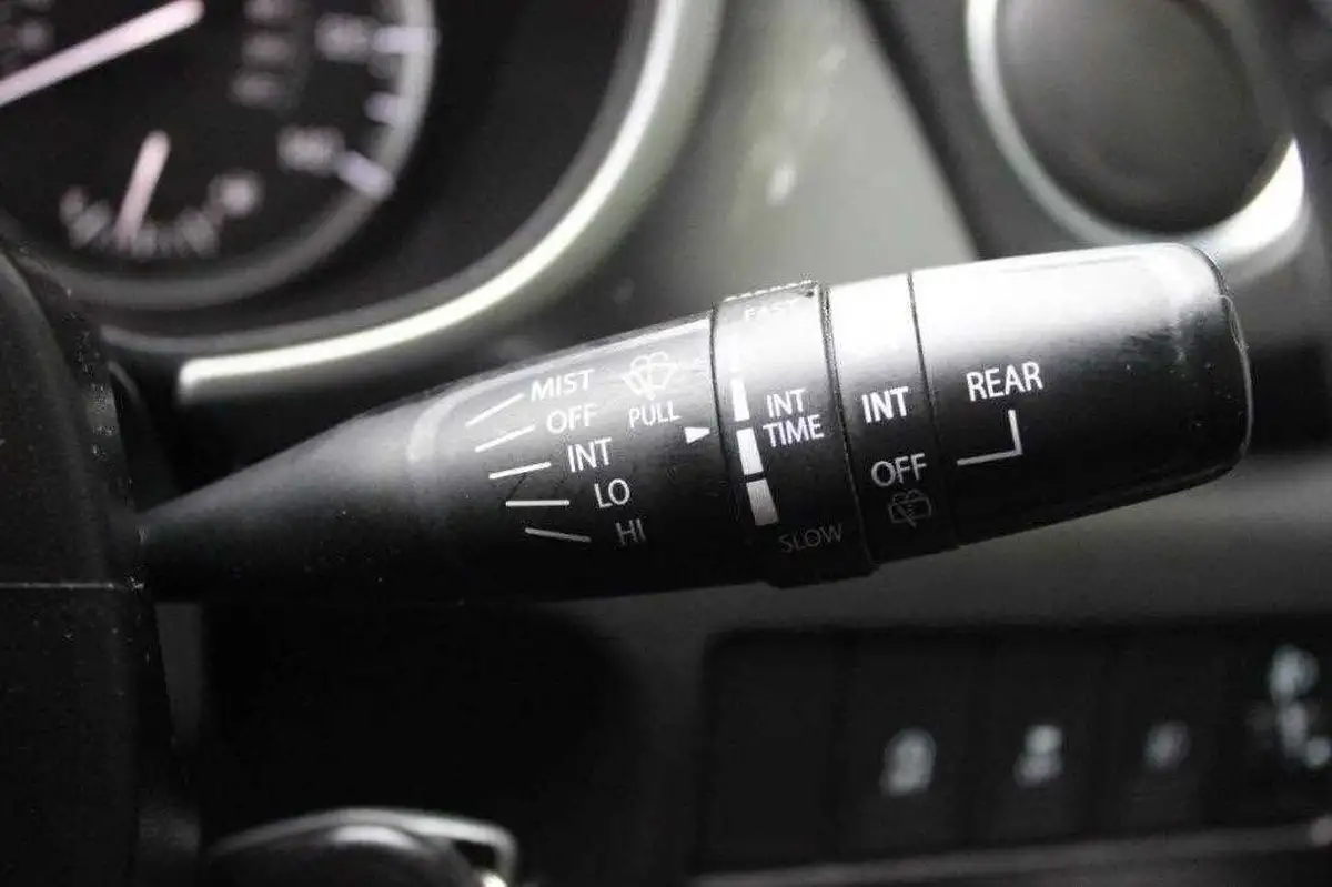 2017-suzuki-vitara-16-sz4-big-33