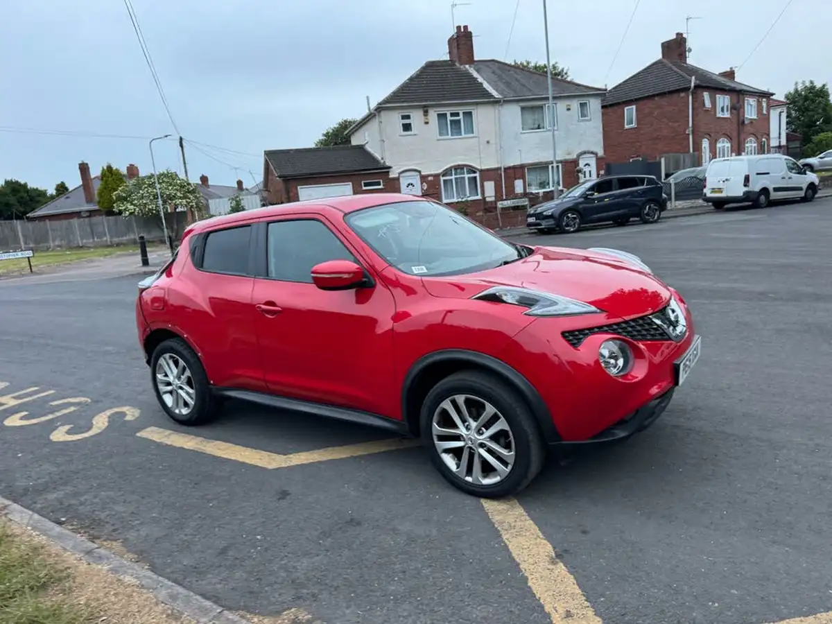 2015-nissan-juke-12-acenta-big-5