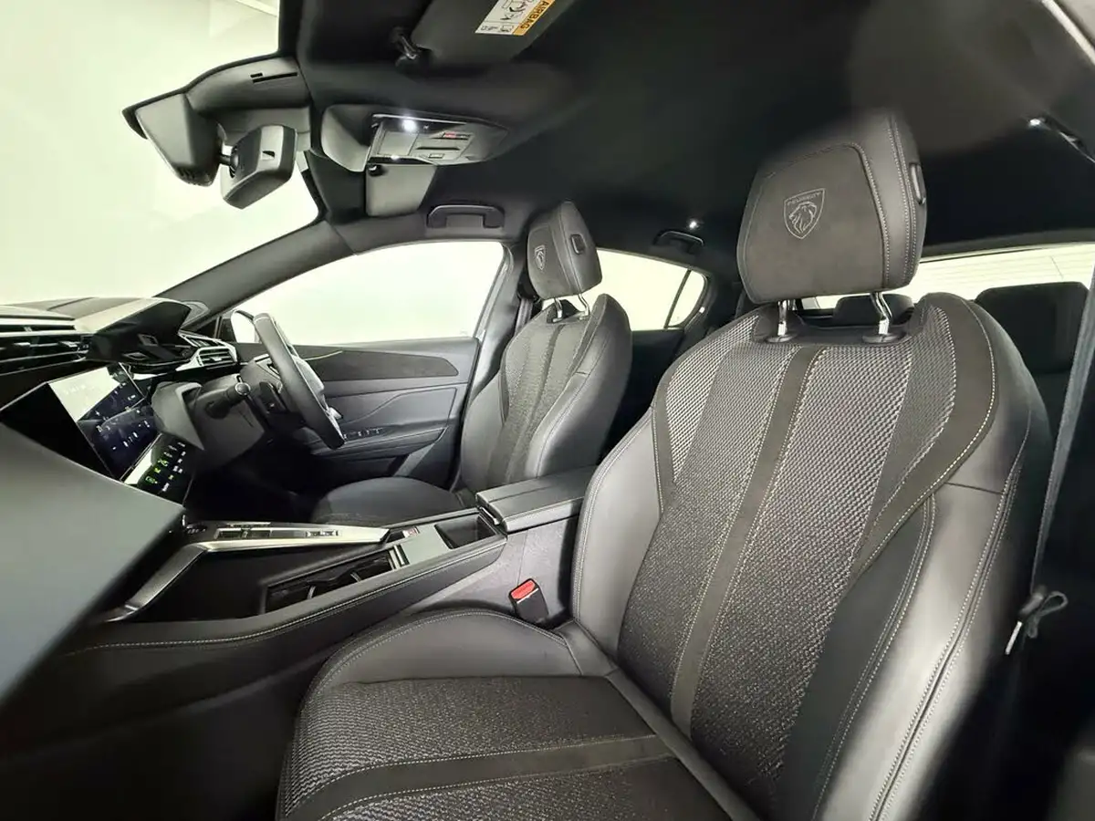 2024-peugeot-308-12-puretech-gt-130ps-ss-eat8-big-15