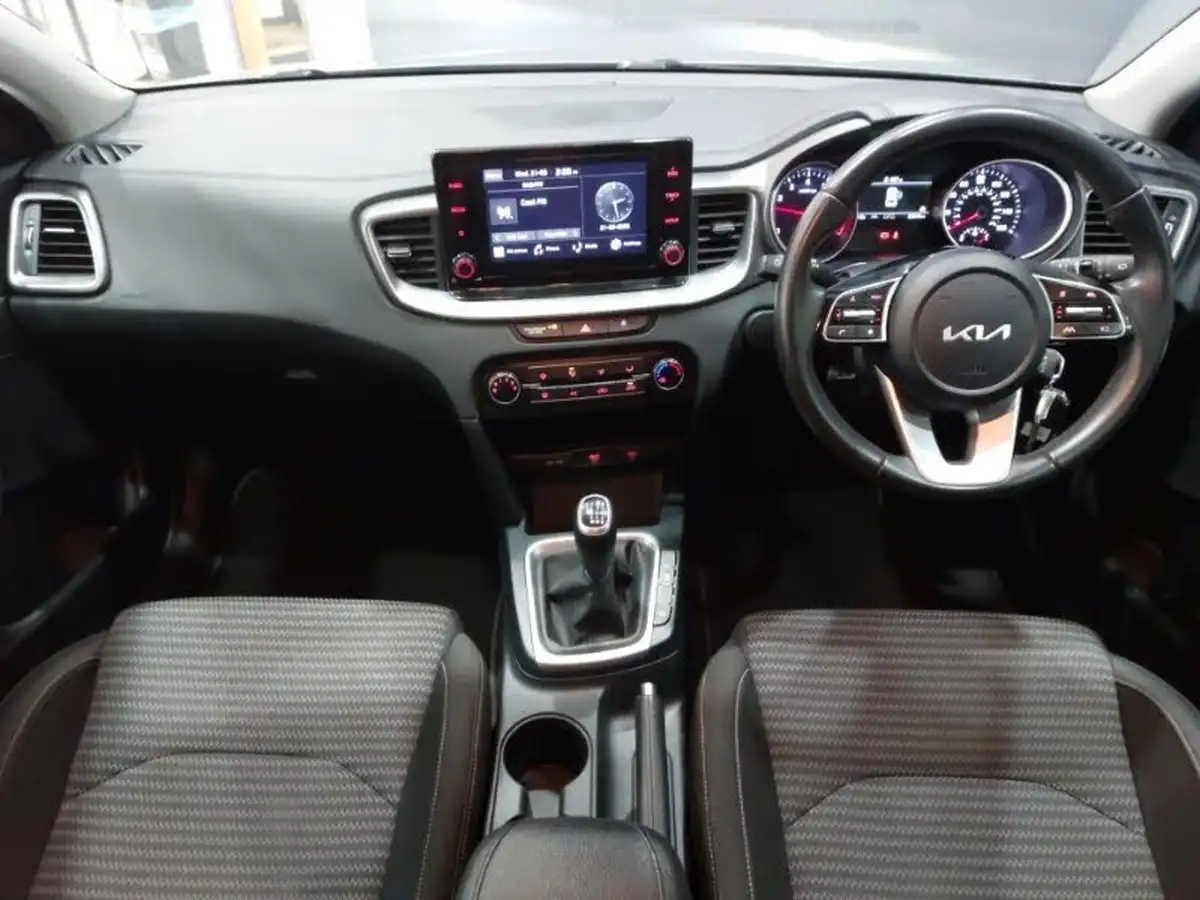 2023-kia-xceed-15-t-gdi-2-158bhp-big-2
